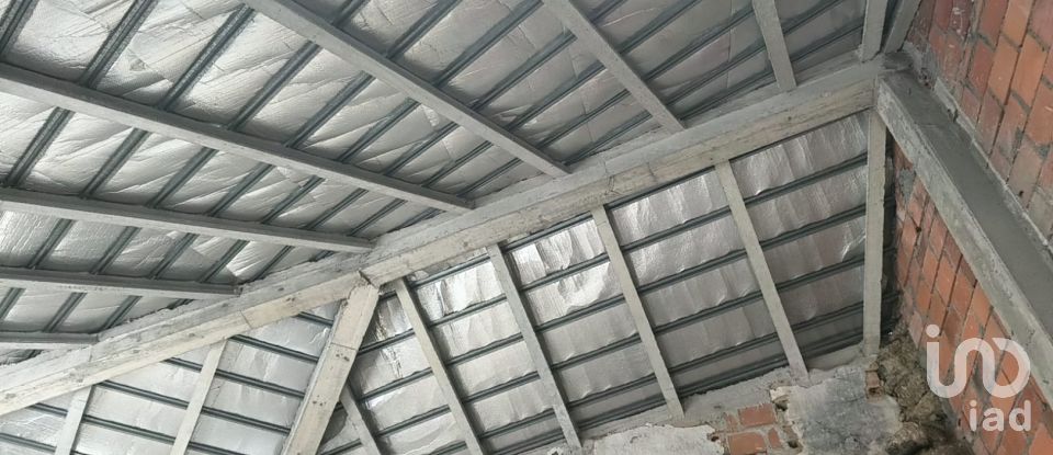 House T0 in Covas e Vila Nova de Oliveirinha of 246 m²