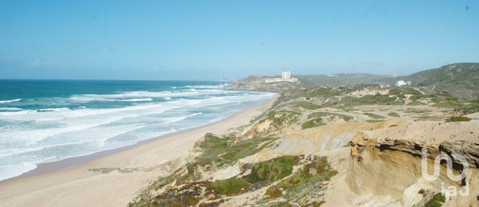 Terrain à Vimeiro de 354 m²