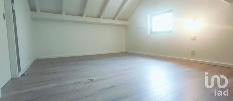 Casa tradicional T4 em Fornelos e Queijada de 128 m²