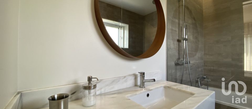 Maison de ville T7 à Ramalde de 227 m²