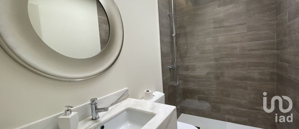 Maison de ville T7 à Ramalde de 227 m²