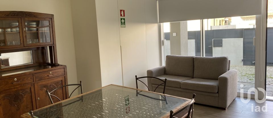 Maison de ville T7 à Ramalde de 227 m²