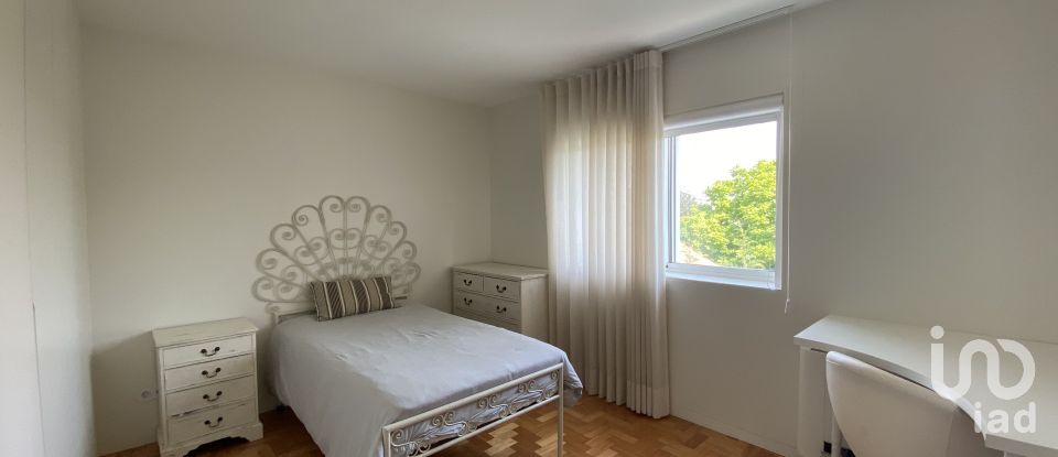 Maison de ville T7 à Ramalde de 227 m²