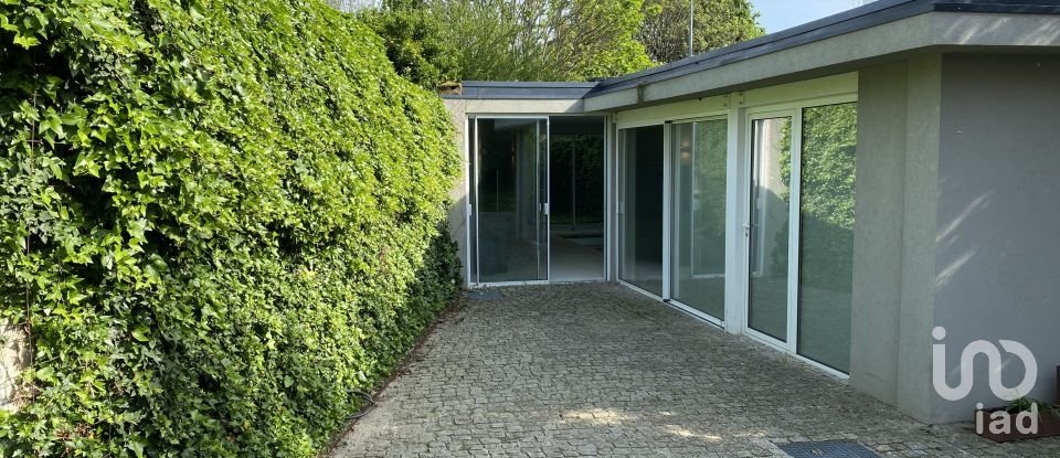 Maison de ville T7 à Ramalde de 227 m²