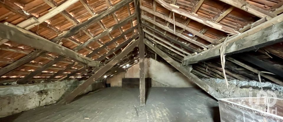 Moradia T5 em Lorvão de 200 m²