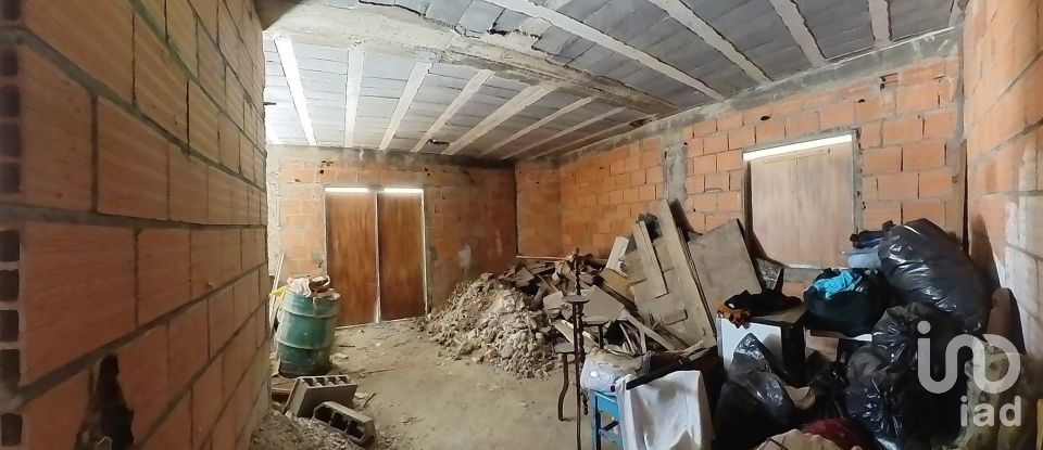 House T3 in Pedrógão Pequeno of 252 m²