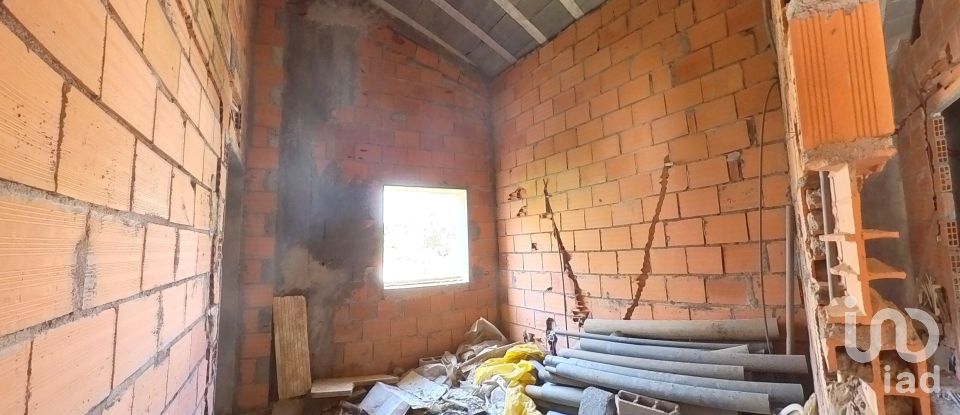 House T3 in Pedrógão Pequeno of 252 m²