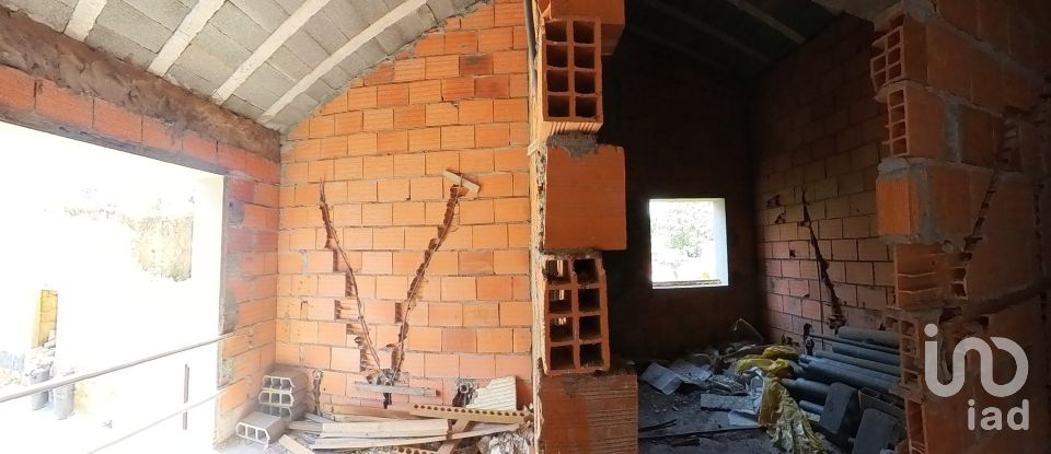 House T3 in Pedrógão Pequeno of 252 m²