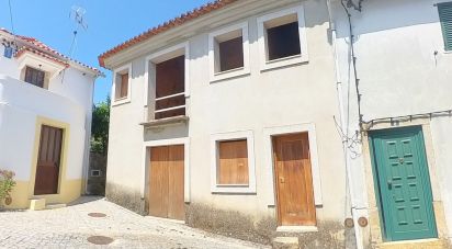 Maison T3 à Pedrógão Pequeno de 252 m²