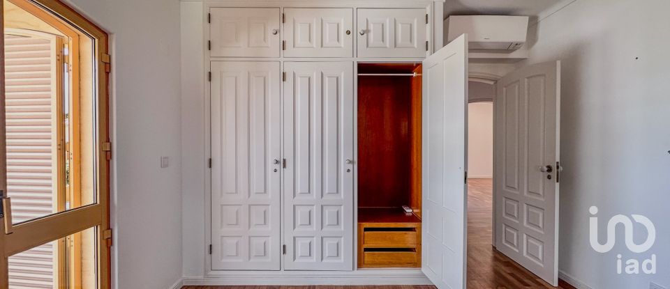 Apartment T3 in Cascais e Estoril of 126 m²