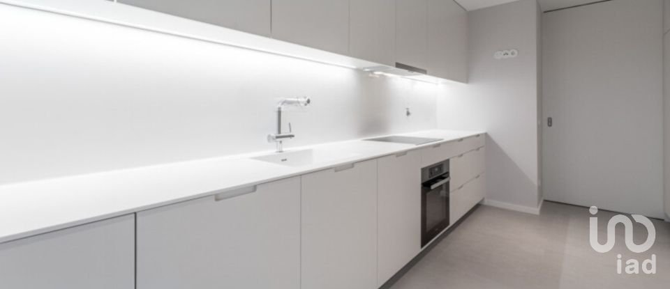 Apartment T3 in Matosinhos e Leça da Palmeira of 158 m²