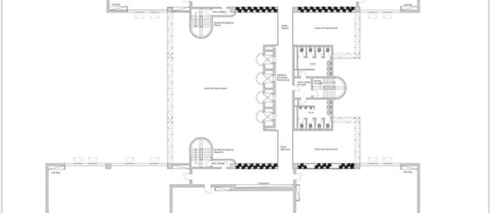 Bureaux à Santo António de 143 m²