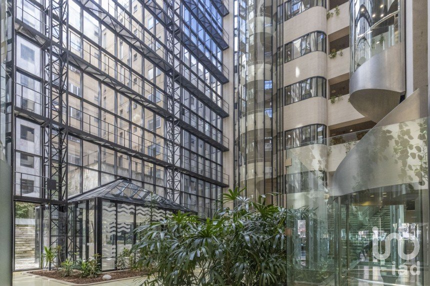 Bureaux à Santo António de 133 m²