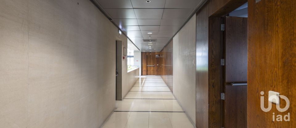 Bureaux à Santo António de 133 m²