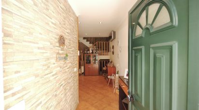 House T3 in Quelfes of 175 m²