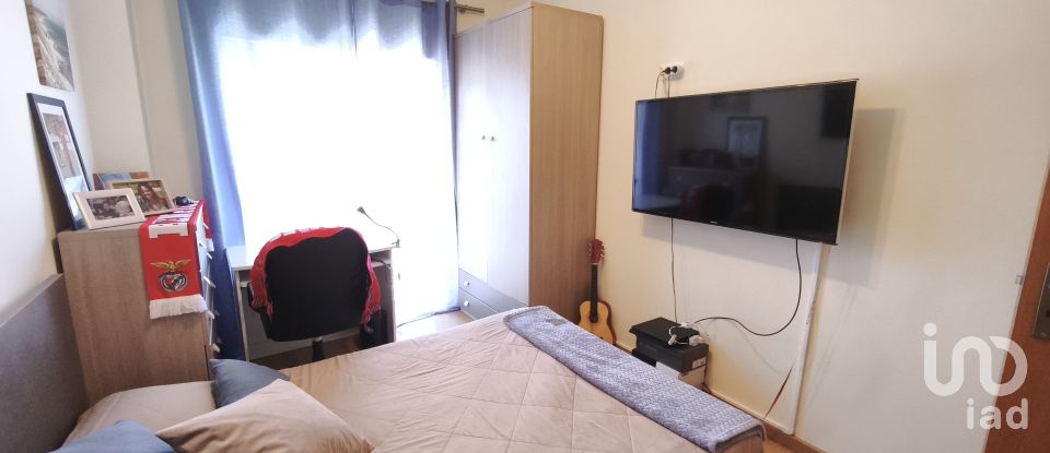 Moradia T3 em Quelfes de 175 m²