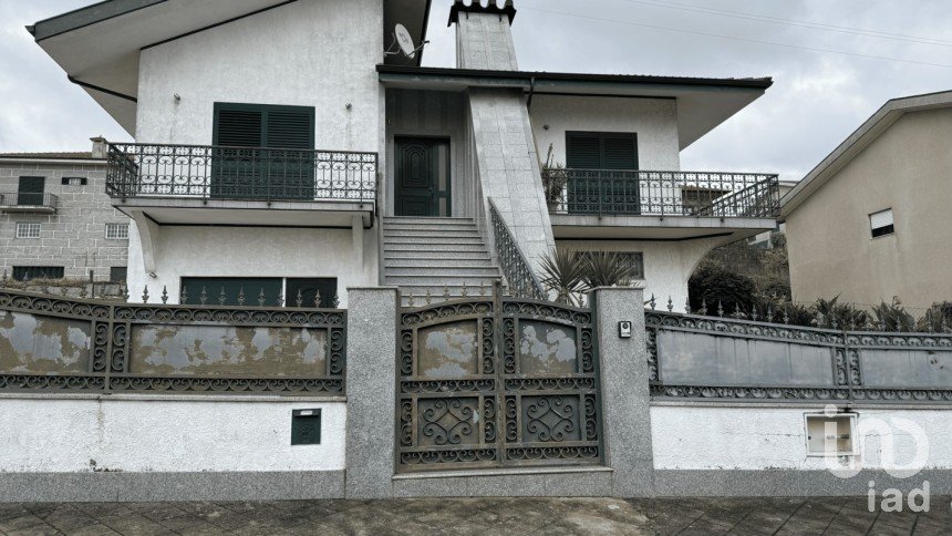 Maison T3 à Vila Verde e Santão de 280 m²