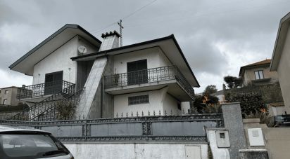 Maison T3 à Vila Verde e Santão de 280 m²