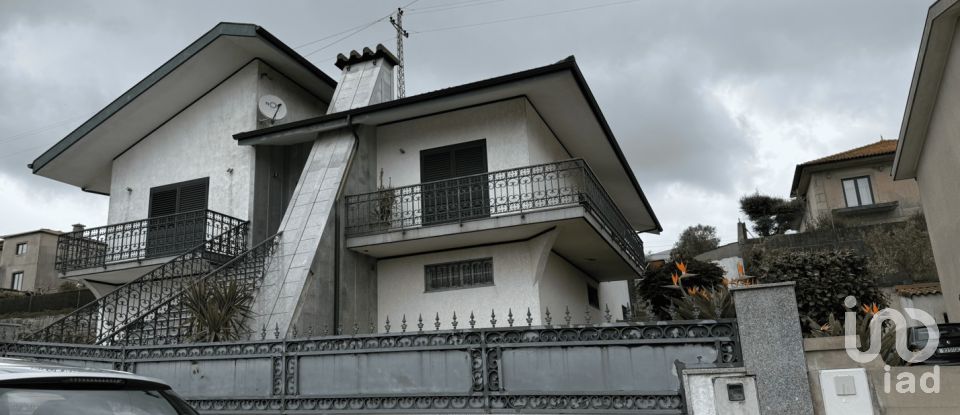 Maison T3 à Vila Verde e Santão de 280 m²