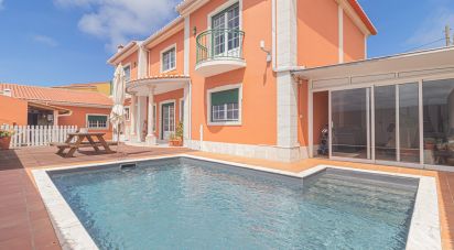 Traditional house T4 in Encarnação of 247 m²