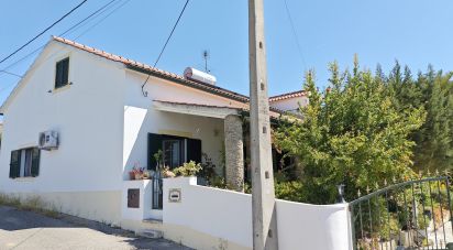 Village house T3 in São Pedro de Tomar of 145 m²