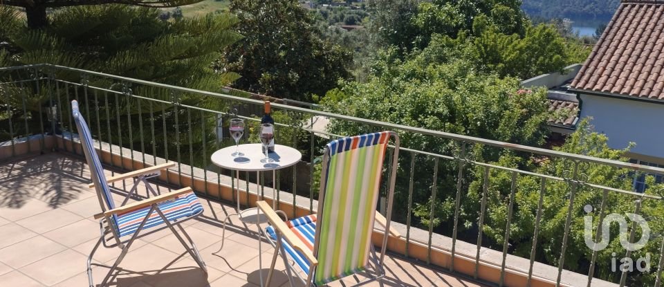 Casa de aldeia T3 em São Pedro de Tomar de 145 m²