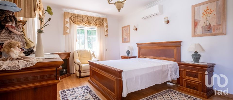 Maison T5 à Lourosa de 572 m²