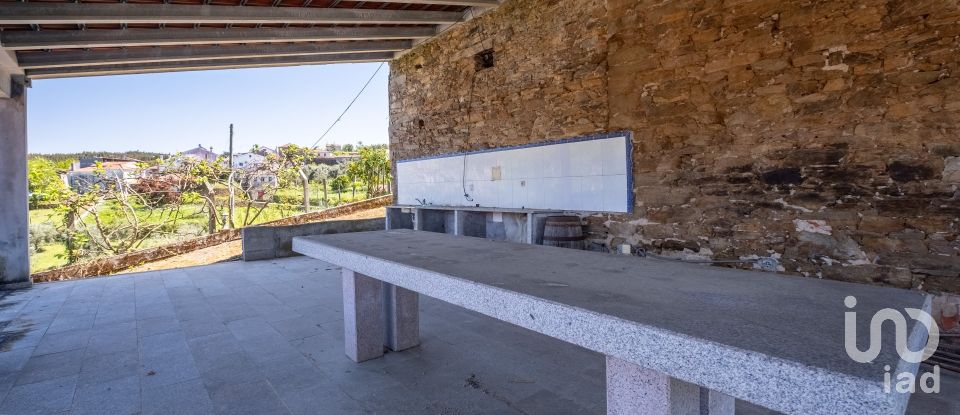 Maison T5 à Lourosa de 572 m²