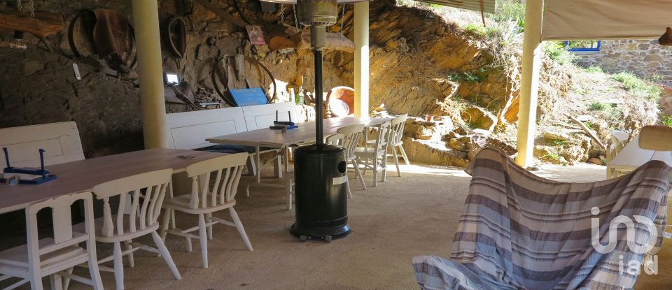 Farm T5 in Figueiró dos Vinhos e Bairradas of 330 m²