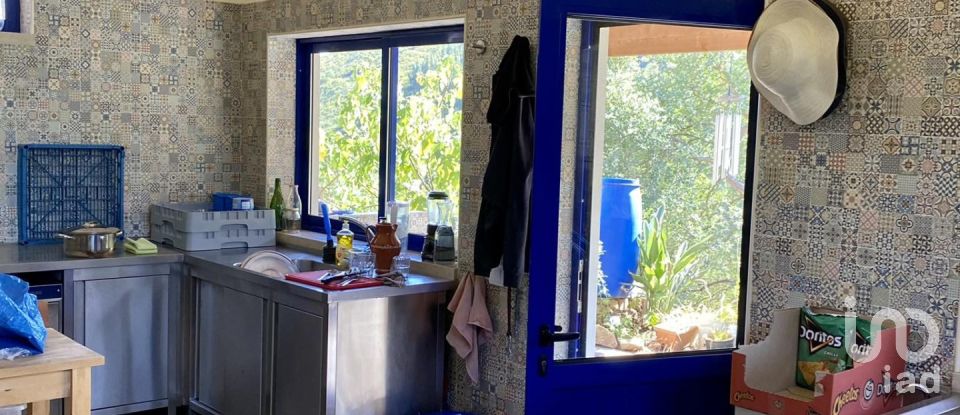 Farm T5 in Figueiró dos Vinhos e Bairradas of 330 m²