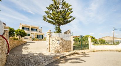 Maison T4 à Lagoa e Carvoeiro de 259 m²