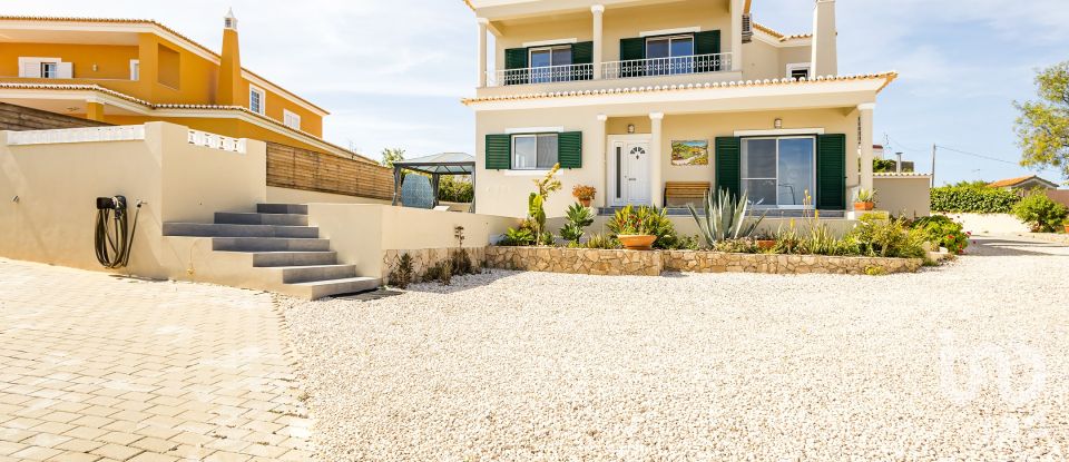 Maison T4 à Lagoa e Carvoeiro de 259 m²