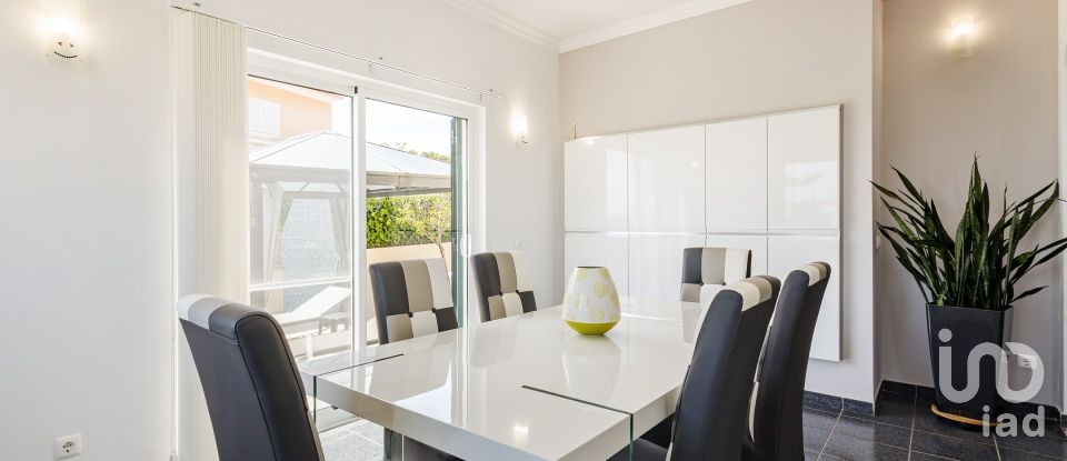 Maison T4 à Lagoa e Carvoeiro de 259 m²