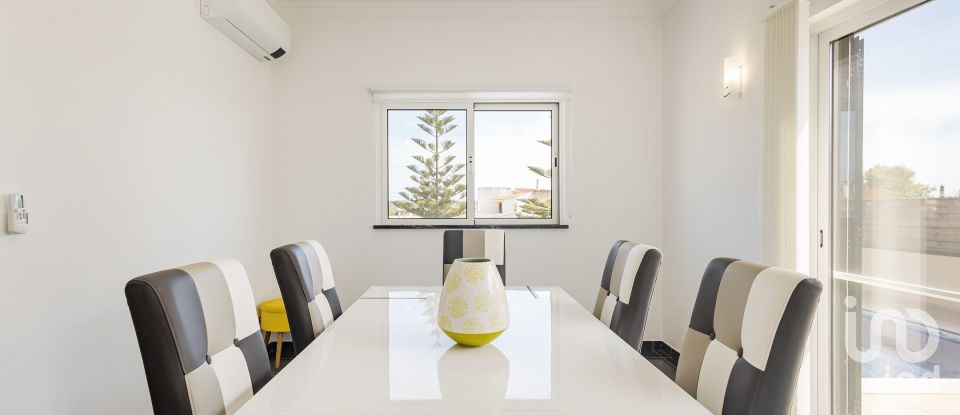 Maison T4 à Lagoa e Carvoeiro de 259 m²