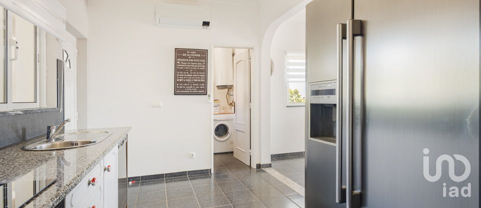 Maison T4 à Lagoa e Carvoeiro de 259 m²