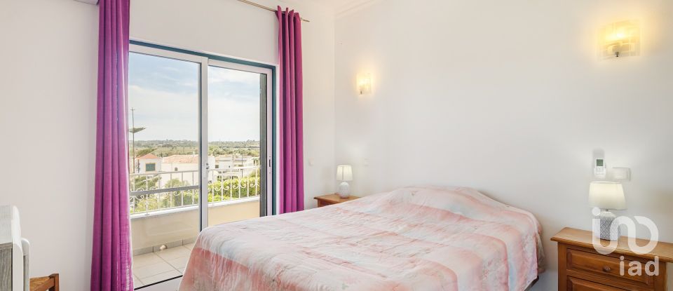 Maison T4 à Lagoa e Carvoeiro de 259 m²