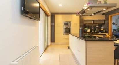 Maison T5 à Gâmbia-Pontes-Alto da Guerra de 253 m²