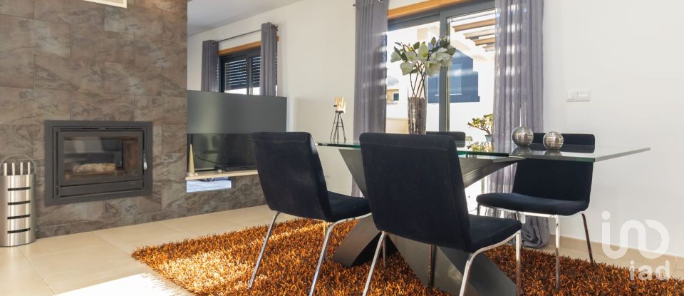 Moradia T5 em Gâmbia-Pontes-Alto da Guerra de 253 m²