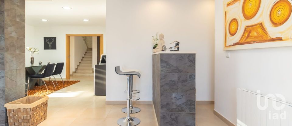 Moradia T5 em Gâmbia-Pontes-Alto da Guerra de 253 m²