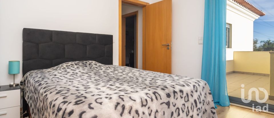 Moradia T5 em Gâmbia-Pontes-Alto da Guerra de 253 m²