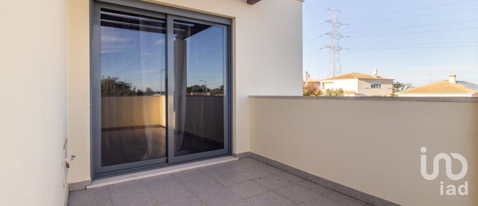 Moradia T5 em Gâmbia-Pontes-Alto da Guerra de 253 m²