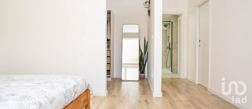 House T4 in São Bartolomeu dos Galegos e Moledo of 375 m²