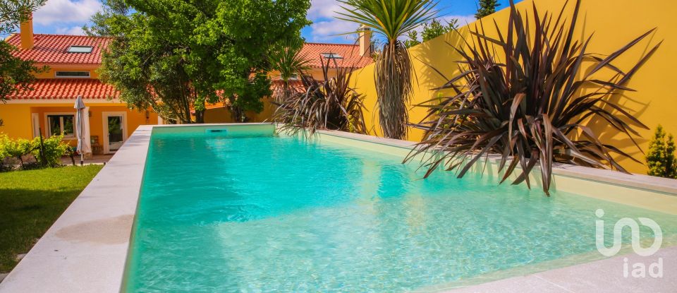 House T4 in São Bartolomeu dos Galegos e Moledo of 375 m²