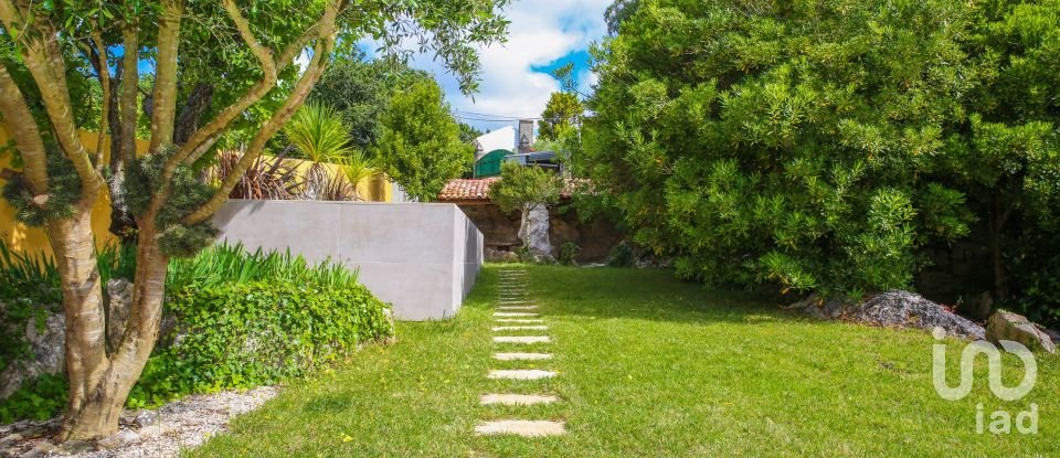 House T4 in São Bartolomeu dos Galegos e Moledo of 375 m²