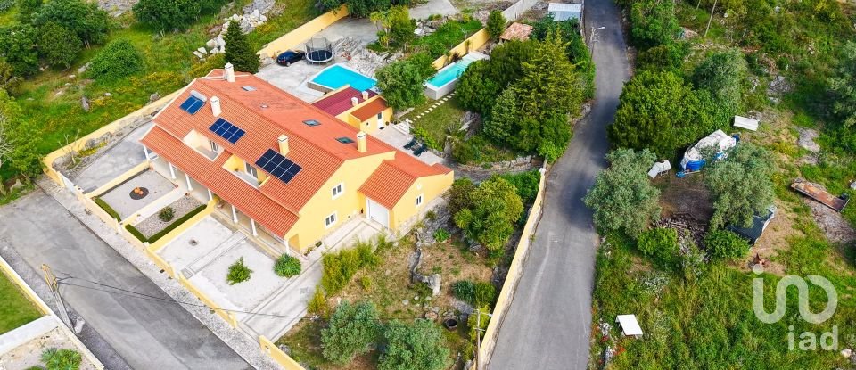 House T4 in São Bartolomeu dos Galegos e Moledo of 375 m²