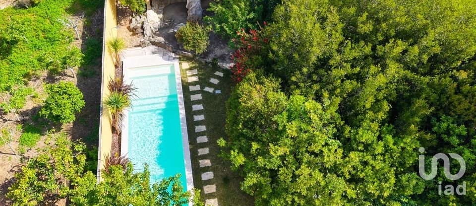 House T4 in São Bartolomeu dos Galegos e Moledo of 375 m²