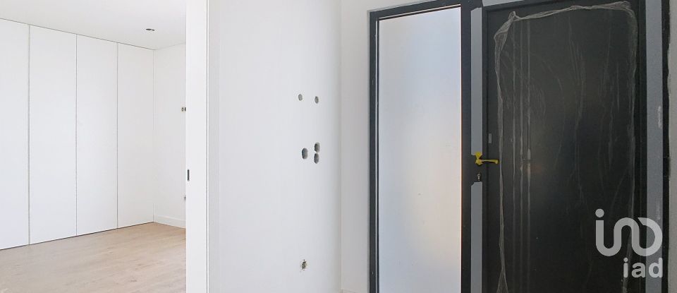 Maison T4 à Igreja Nova e Cheleiros de 244 m²