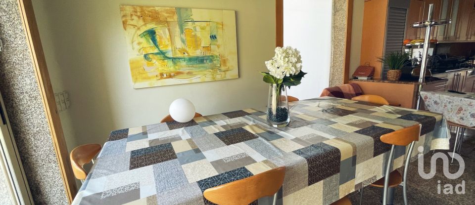 Moradia T3 em Anha de 245 m²