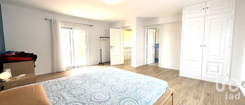 House T5 in Almancil of 259 m²