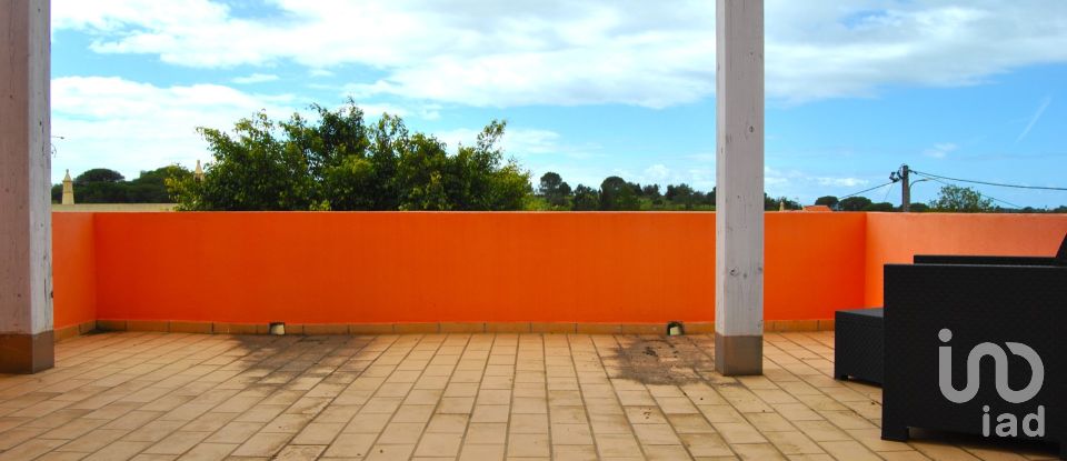 House T5 in Almancil of 259 m²